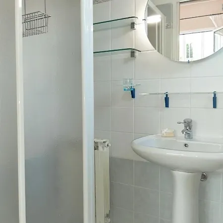 La Casetta Con Giardino A 30 M Dal Mare *