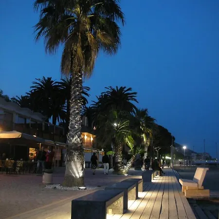 Villa La Casetta Con Giardino A 30 M Dal Mare *