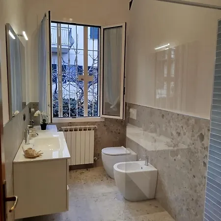 La Casetta Con Giardino A 30 M Dal Mare Villa