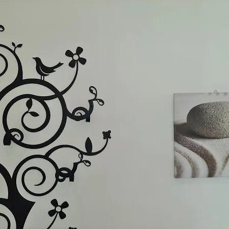 La Casetta Con Giardino A 30 M Dal Mare Villa *