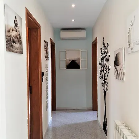 La Casetta Con Giardino A 30 M Dal Mare Villa San Bartolomeo Al Mare