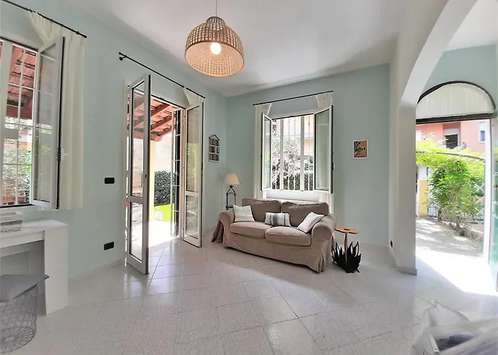 Villa La Casetta Con Giardino A 30 M Dal Mare San Bartolomeo Al Mare