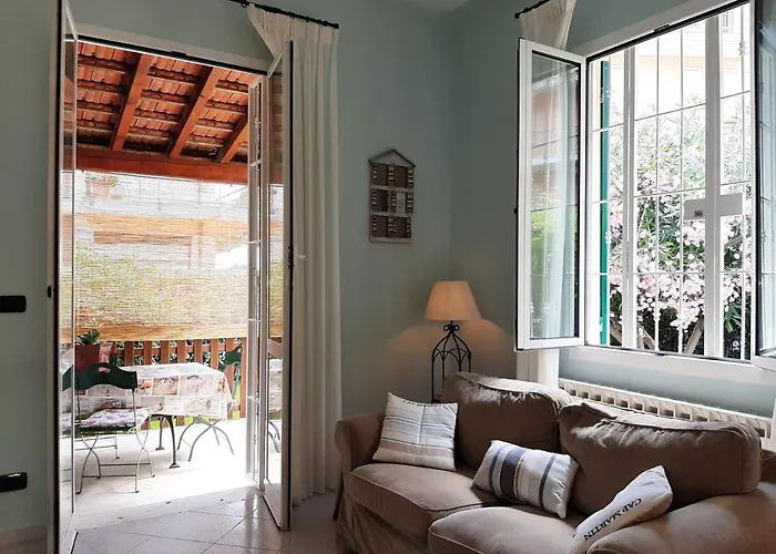 Villa La Casetta Con Giardino A 30 M Dal Mare *