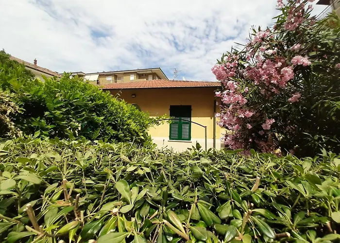 La Casetta Con Giardino A 30 M Dal Mare San Bartolomeo Al Mare